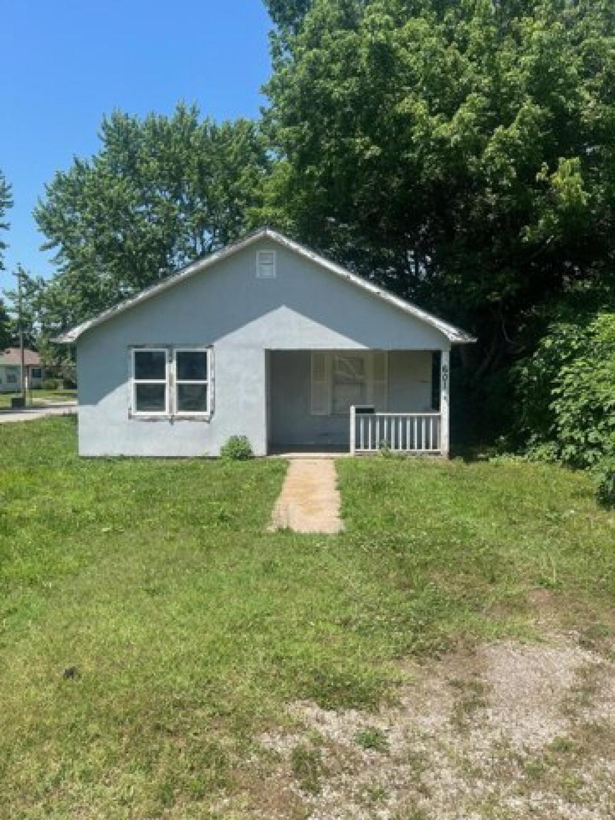 Picture of Home For Sale in Aurora, Missouri, United States