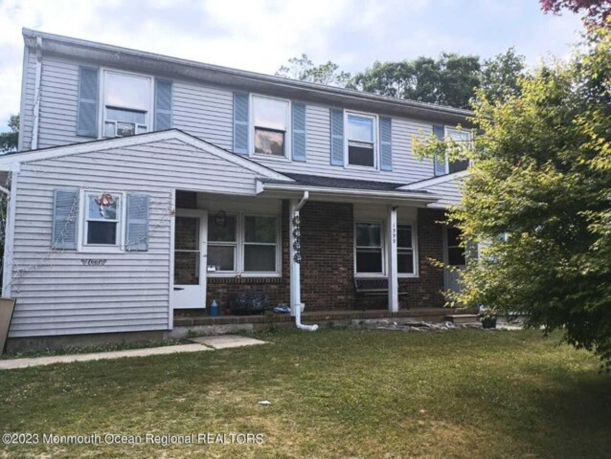Picture of Home For Sale in Manahawkin, New Jersey, United States