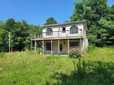 Home For Sale in Wartrace, Tennessee