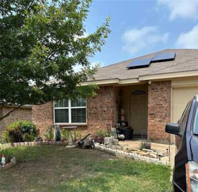 Home For Sale in Wilmer, Texas