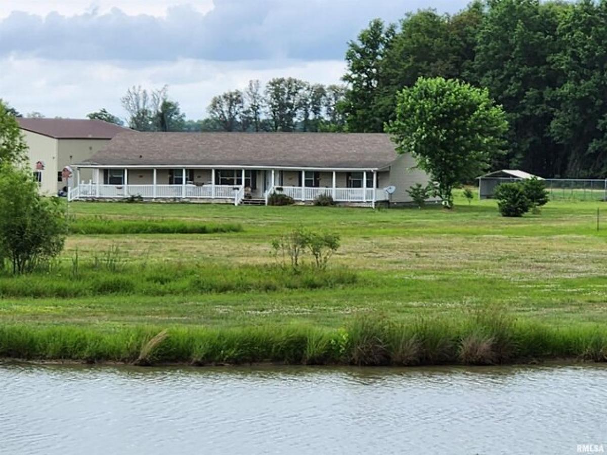 Picture of Home For Sale in Tamaroa, Illinois, United States