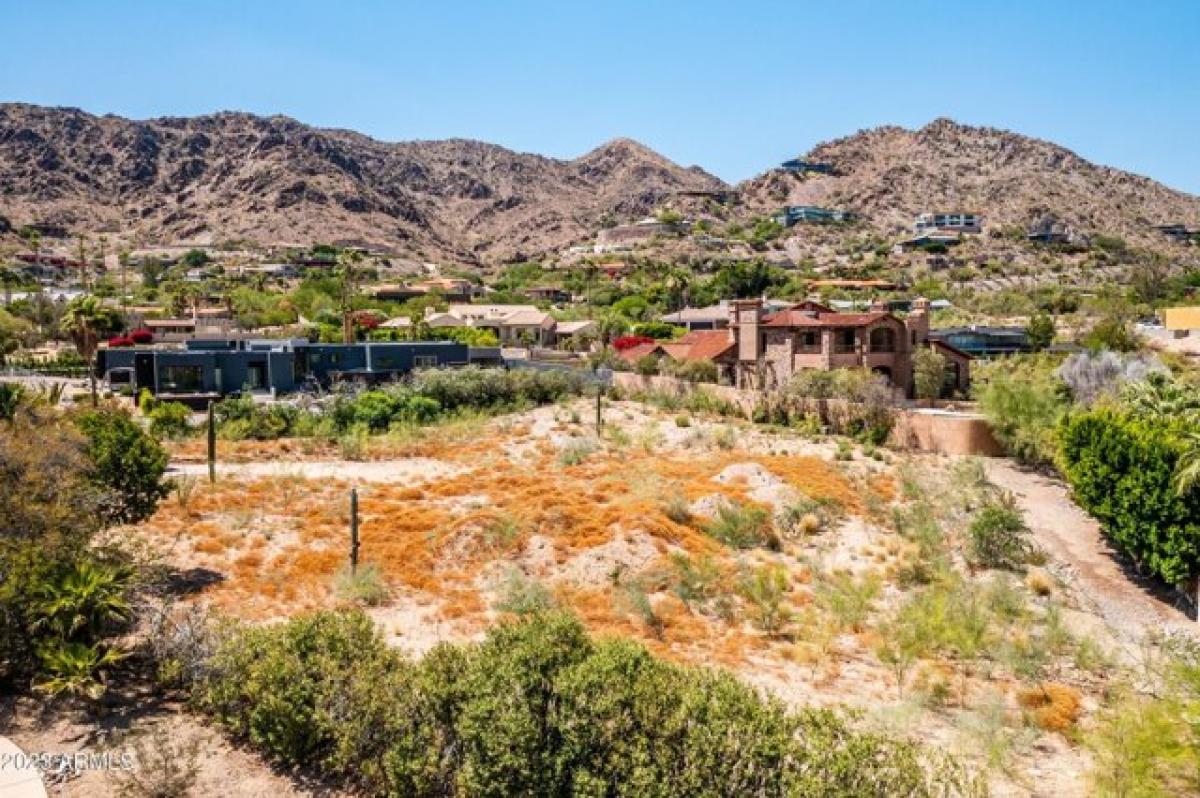 Picture of Residential Land For Sale in Paradise Valley, Arizona, United States