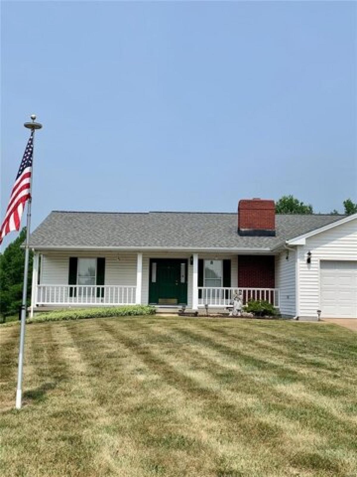Picture of Home For Sale in Farmington, Missouri, United States