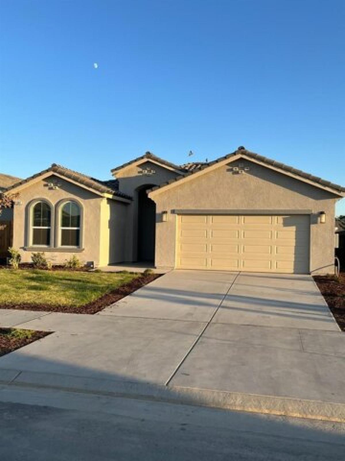Picture of Home For Sale in Madera, California, United States