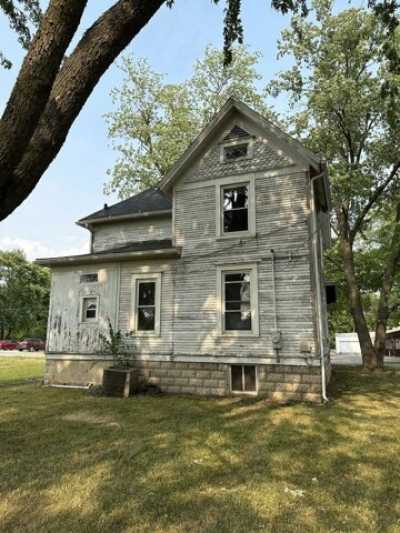 Home For Sale in Pontiac, Illinois
