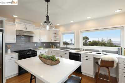Home For Sale in Oakland, California