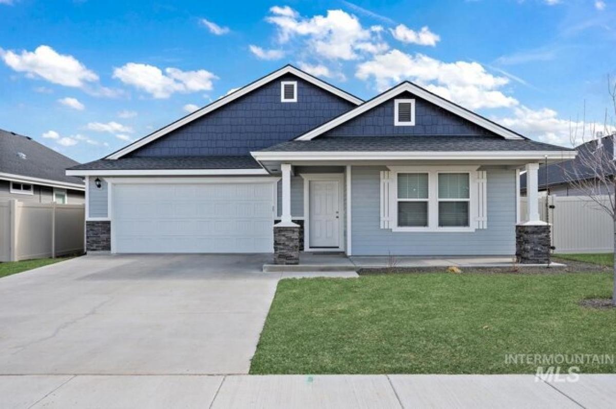 Picture of Home For Sale in Nampa, Idaho, United States
