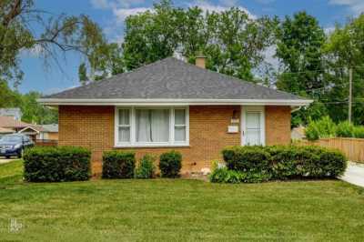 Home For Rent in Itasca, Illinois