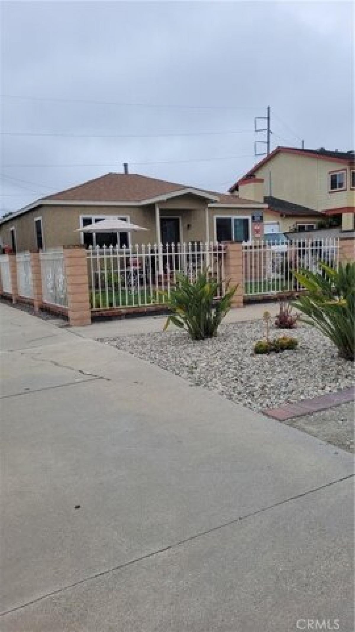 Picture of Home For Sale in Hawthorne, California, United States