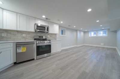 Apartment For Rent in Chicago, Illinois