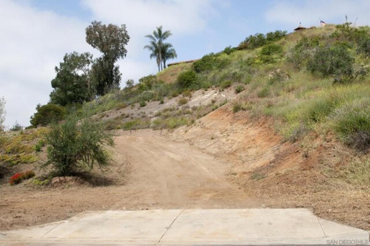 Picture of Residential Land For Sale in Vista, California, United States