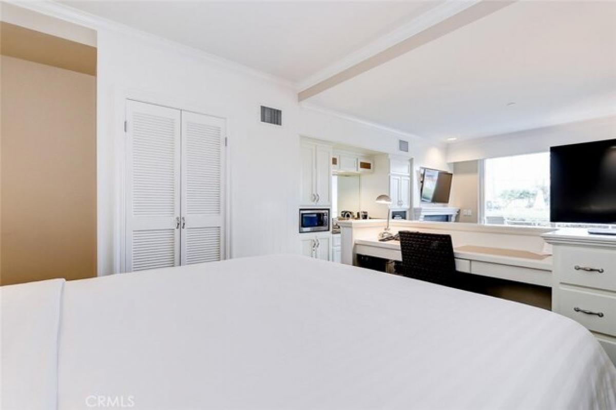 Picture of Home For Sale in Hermosa Beach, California, United States