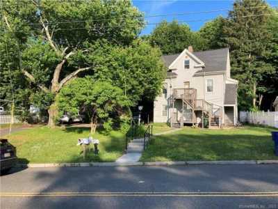 Home For Sale in Waterbury, Connecticut