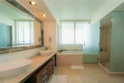 Home For Rent in Miami Beach, Florida