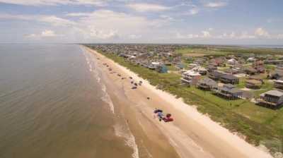Home For Sale in Crystal Beach, Texas