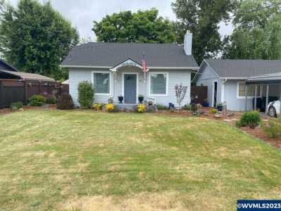 Home For Sale in Salem, Oregon