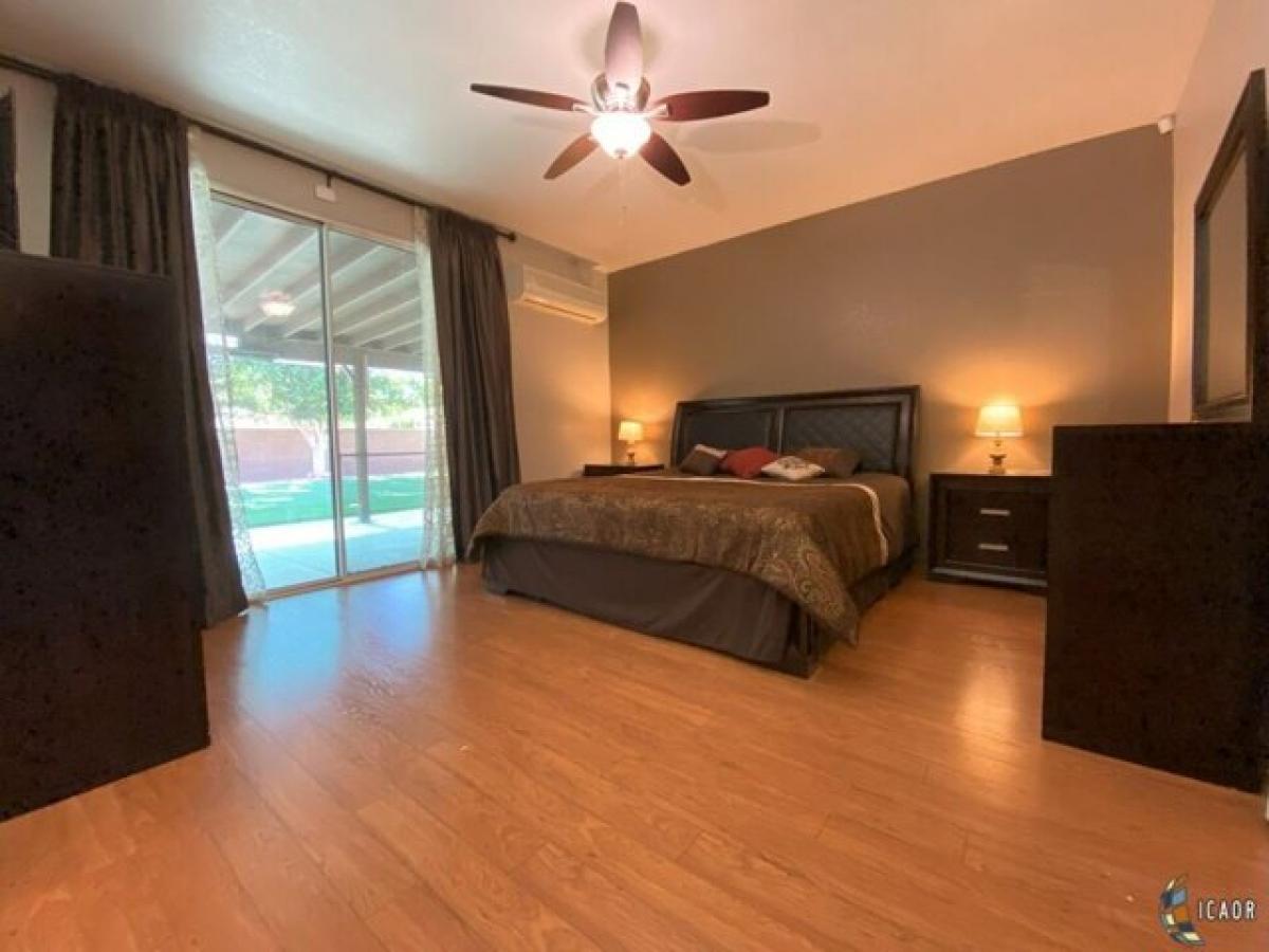 Picture of Home For Sale in Calexico, California, United States