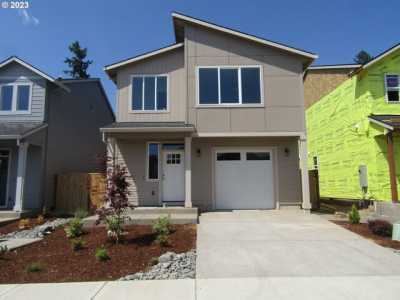 Home For Sale in Newberg, Oregon