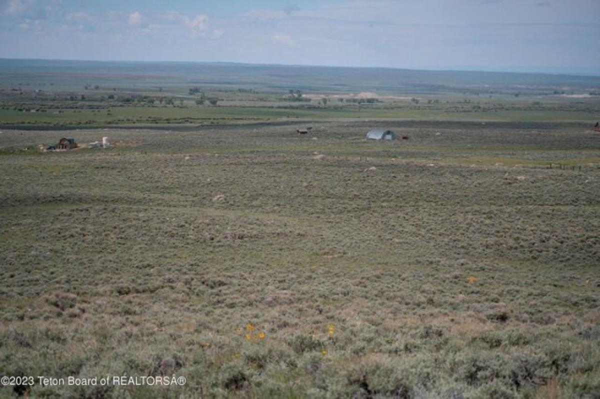 Picture of Residential Land For Sale in Boulder, Wyoming, United States
