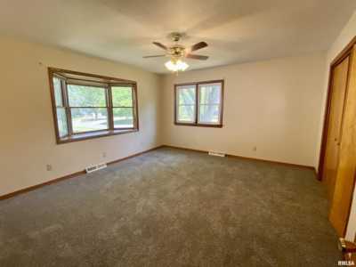 Home For Sale in Macomb, Illinois