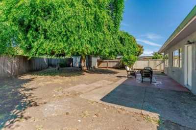 Home For Sale in East Palo Alto, California