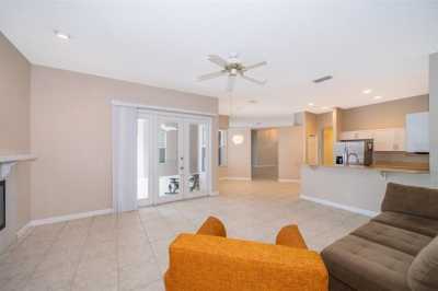 Home For Sale in Lake Mary, Florida