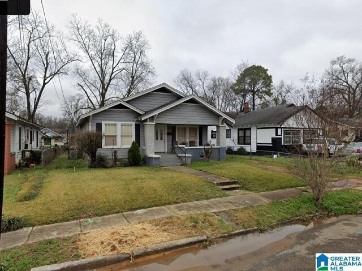 Picture of Home For Sale in Birmingham, Alabama, United States