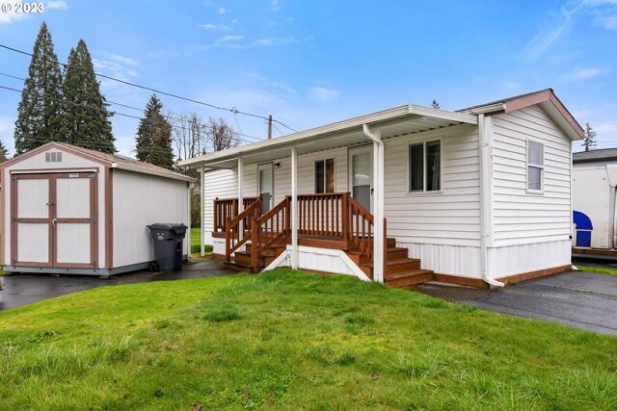 Picture of Home For Sale in Milwaukie, Oregon, United States