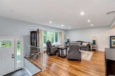 Home For Sale in Bayville, New York