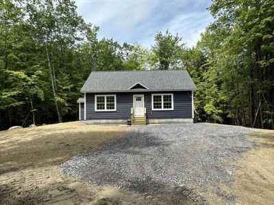 Home For Sale in Naples, Maine