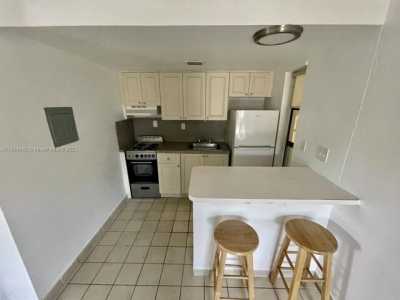 Apartment For Rent in Coral Gables, Florida