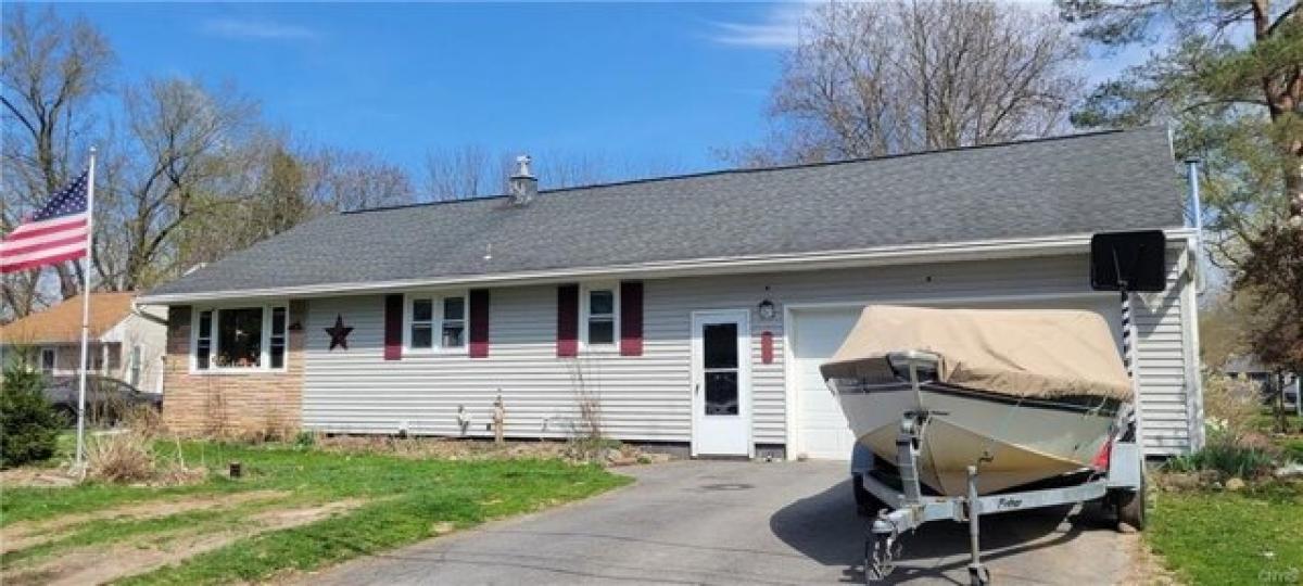 Picture of Home For Sale in Baldwinsville, New York, United States