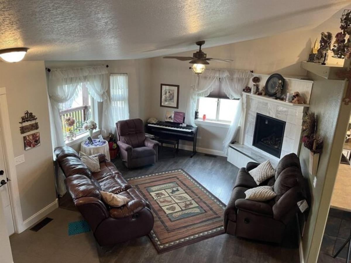 Picture of Home For Sale in Belle Fourche, South Dakota, United States