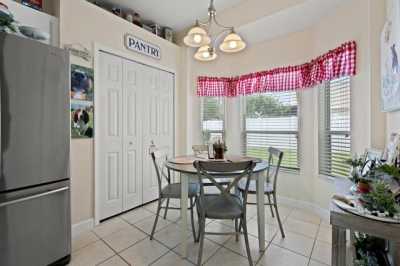 Home For Sale in Zephyrhills, Florida