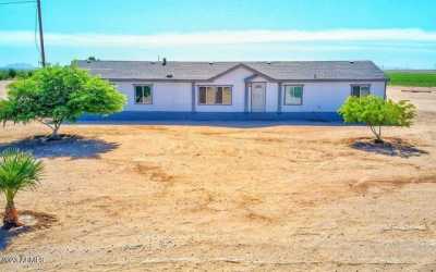 Home For Sale in Stanfield, Arizona