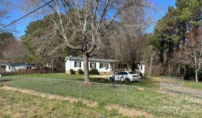 Home For Sale in Cherryville, North Carolina