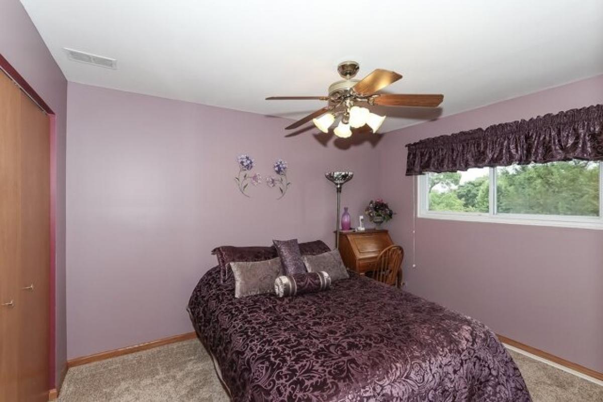 Picture of Home For Sale in Roselle, Illinois, United States