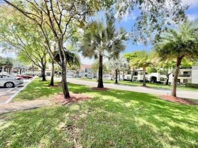 Home For Rent in Hollywood, Florida