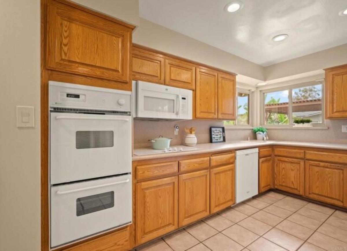 Picture of Home For Sale in Chula Vista, California, United States