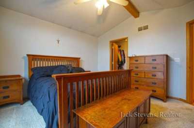 Home For Sale in Coopersville, Michigan