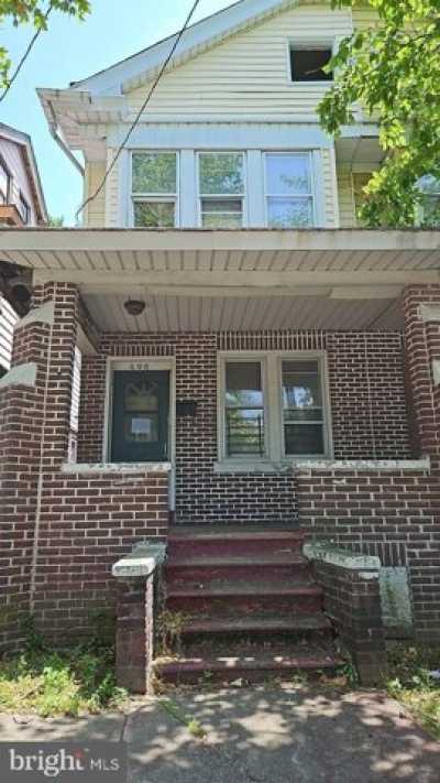 Home For Sale in Trenton, New Jersey