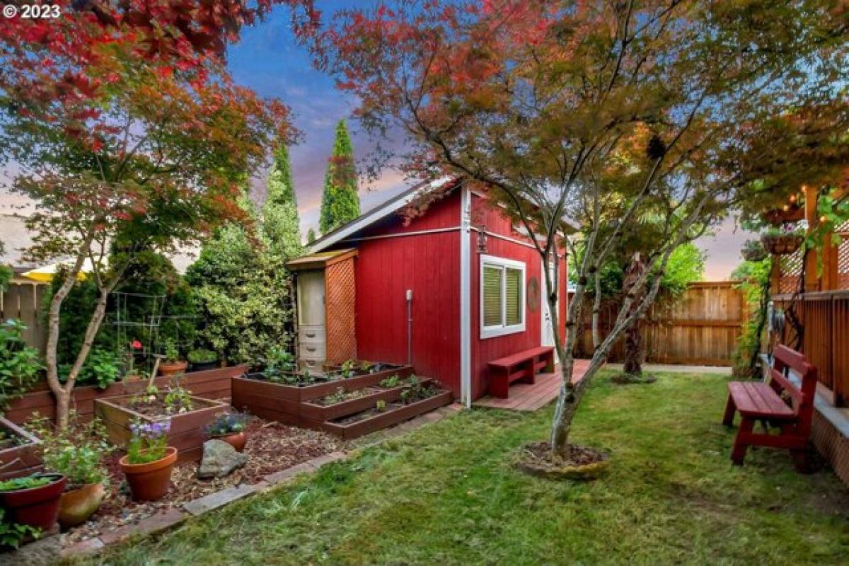 Picture of Home For Sale in Hillsboro, Oregon, United States