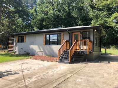 Home For Sale in Douglasville, Georgia