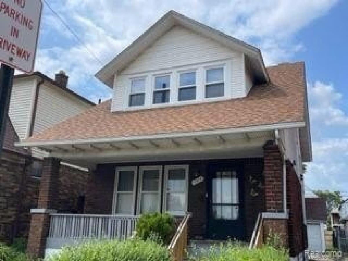 Picture of Home For Sale in Hamtramck, Michigan, United States