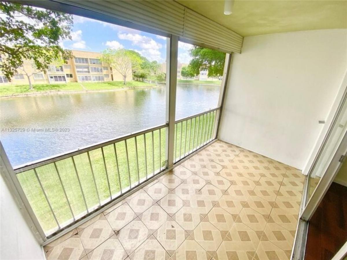 Picture of Home For Sale in Tamarac, Florida, United States