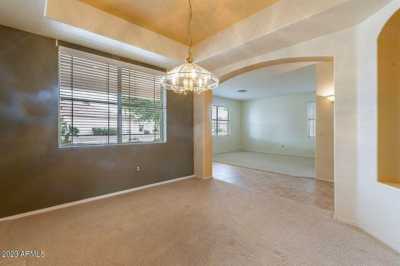 Home For Sale in Surprise, Arizona