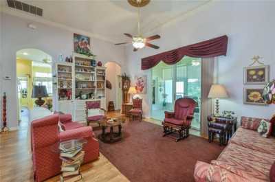 Home For Sale in Leesburg, Florida