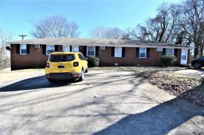 Home For Sale in Clarksville, Tennessee