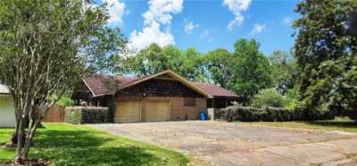 Home For Sale in Jennings, Louisiana