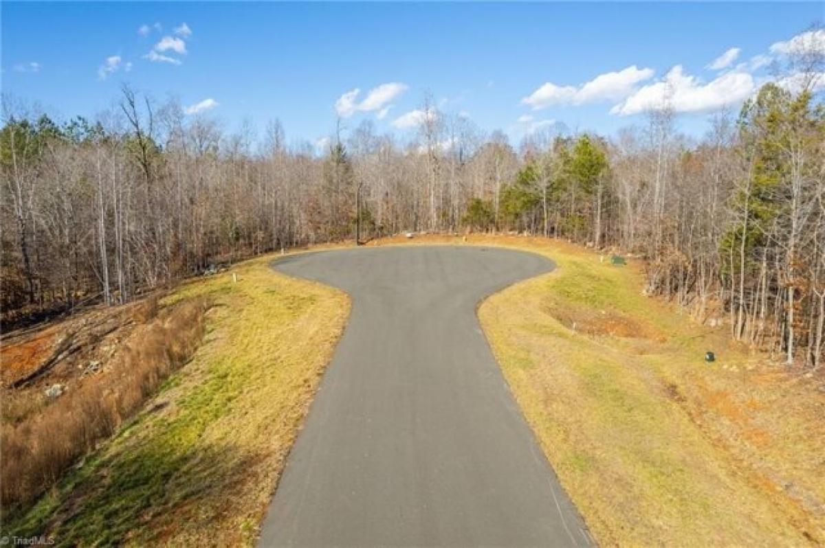 Picture of Residential Land For Sale in Mebane, North Carolina, United States